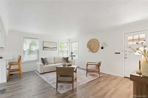 $399,000 | 1650 Geneva Street, Aurora, CO 80010