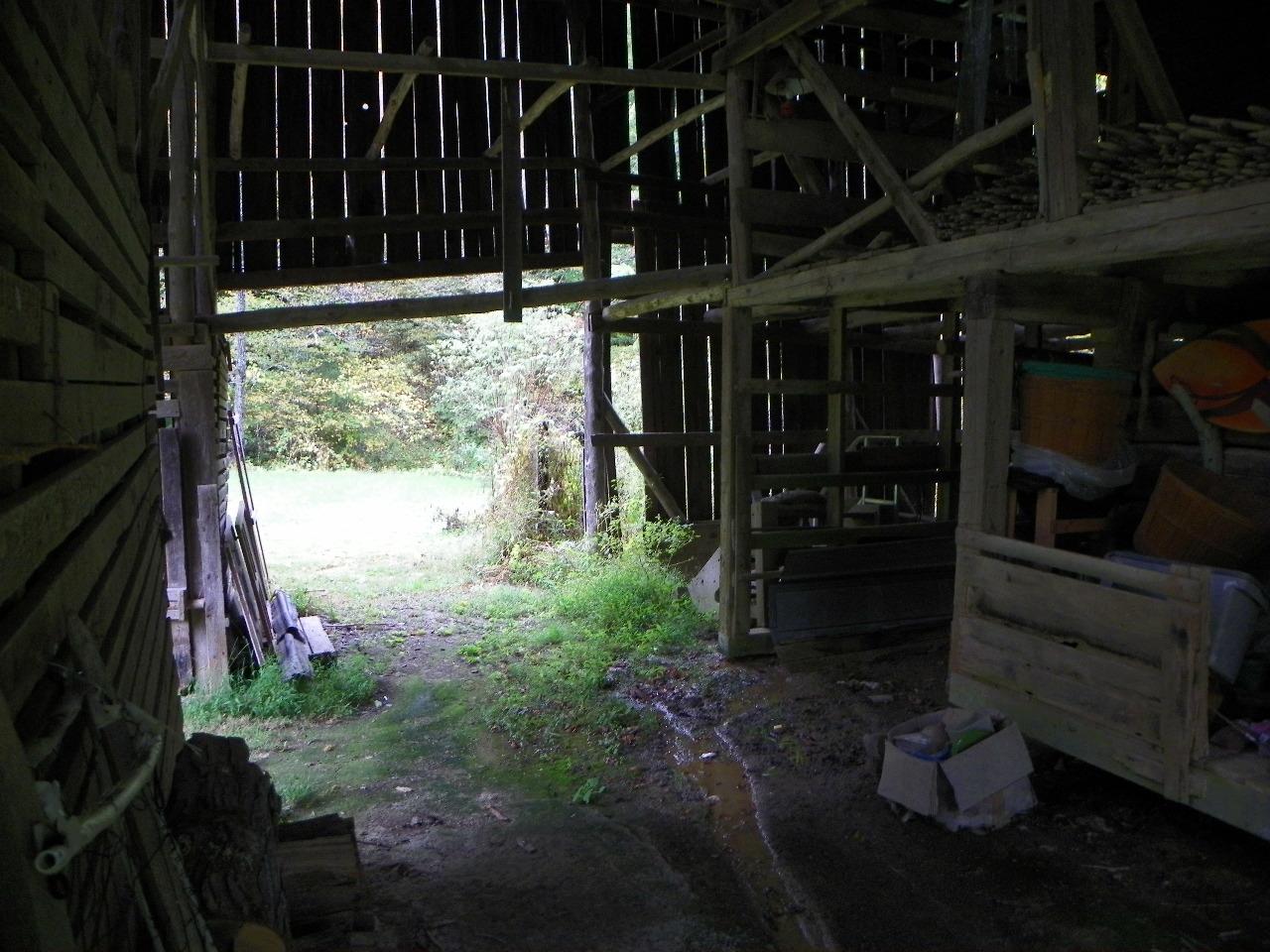 5050-5046 Jones Cove Road Cosby, TN 37722 - Photo 26 of 36 101_7207