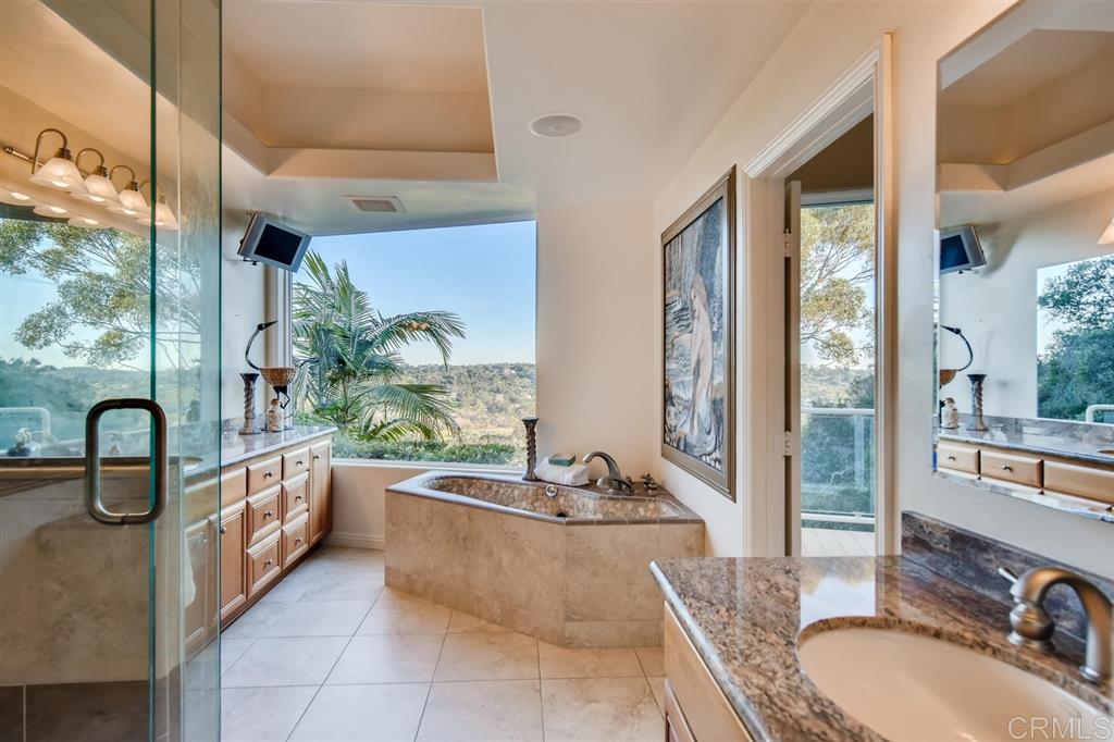 142 Hummingbird Hill Encinitas, CA 92024 - Photo 7 of 25