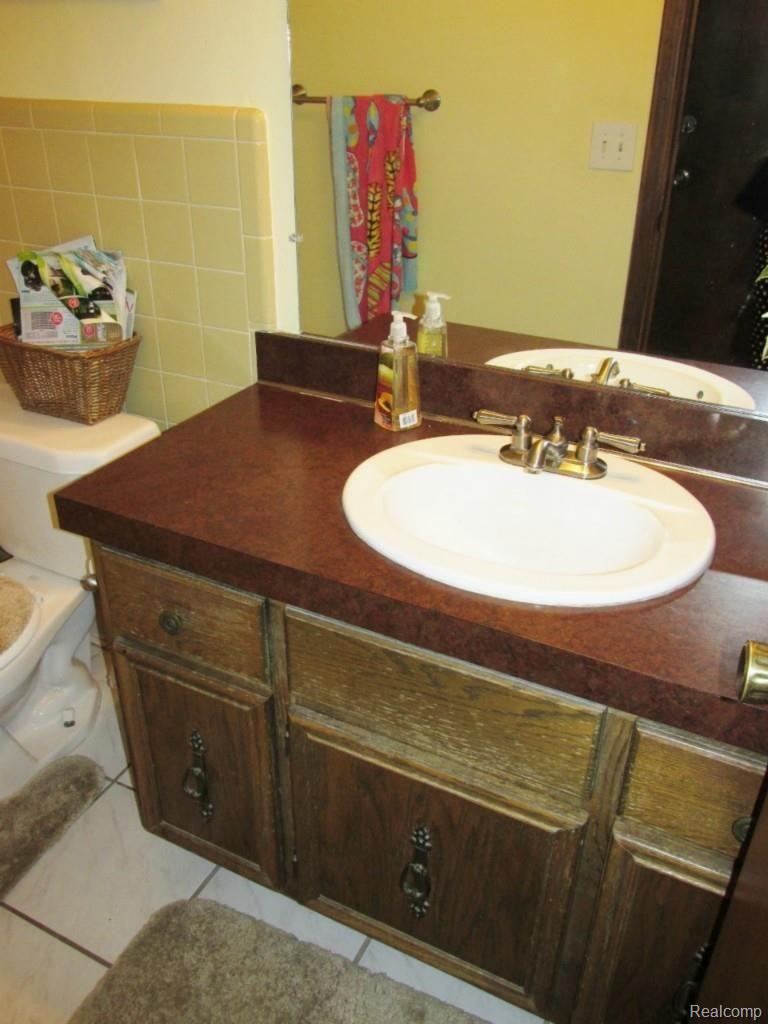 47117 Rosemary Road Macomb, MI 48044 - Photo 11 of 29 12.jpg