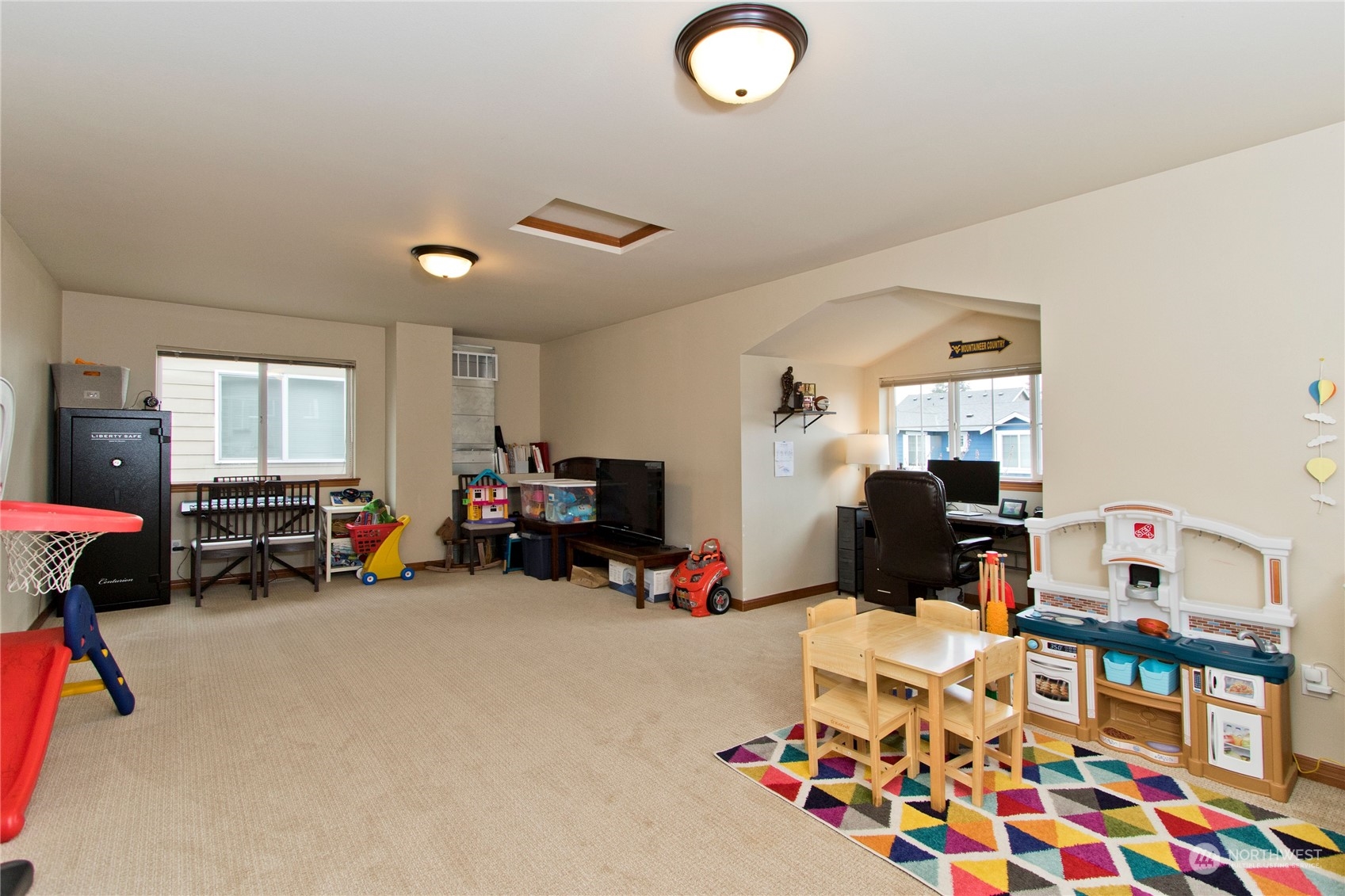 17825 20th Avenue Southeast Bothell, WA 98012 - Photo 20 of 24 Gallery Image 20