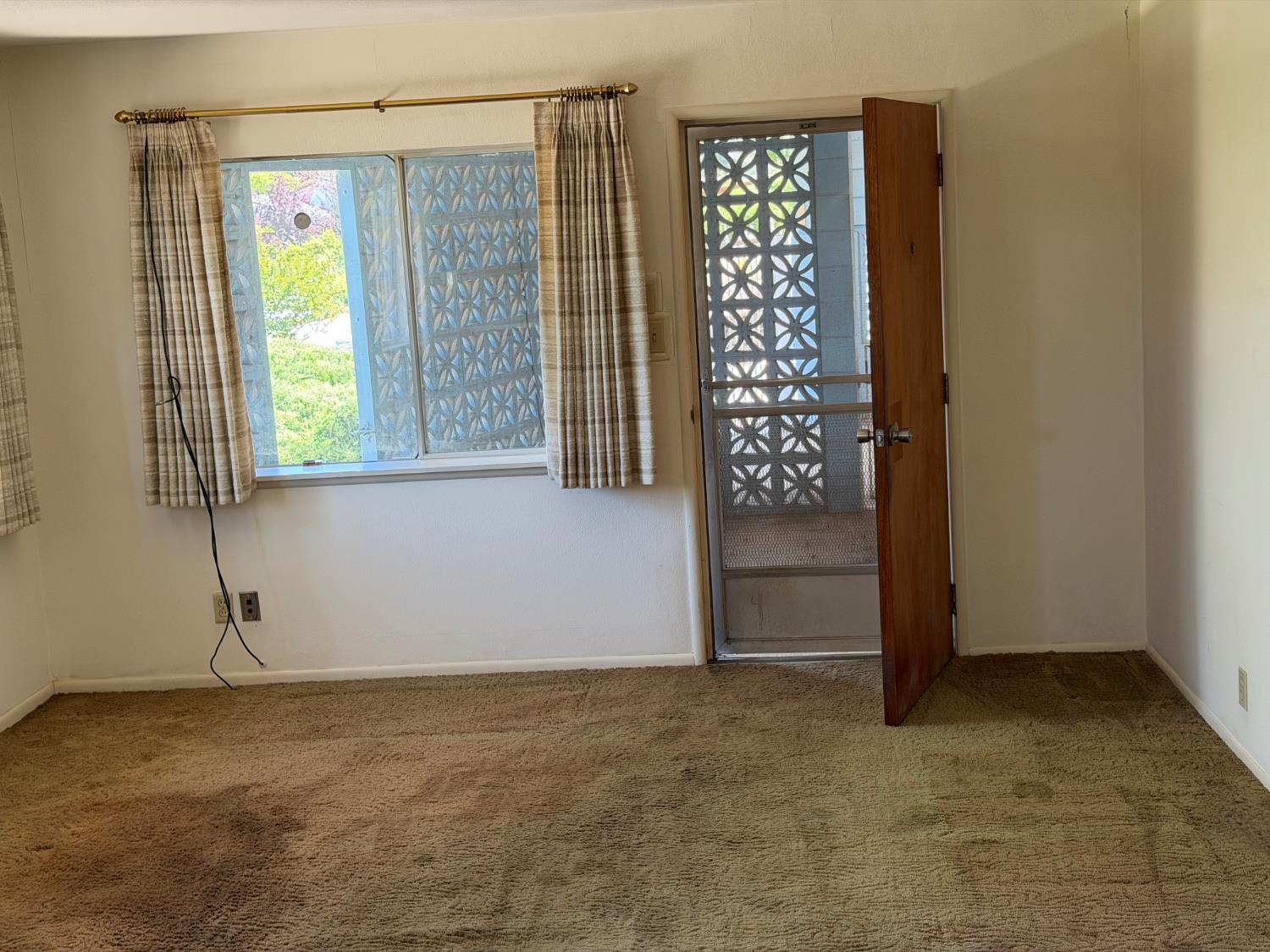 231 Boarman Street Jackson, CA 95642 - Photo 33 of 65 Front door