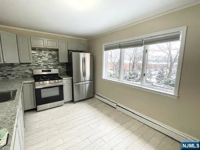 $2,500 | 465 Main Avenue, Unit 2, Wallington, NJ 07057