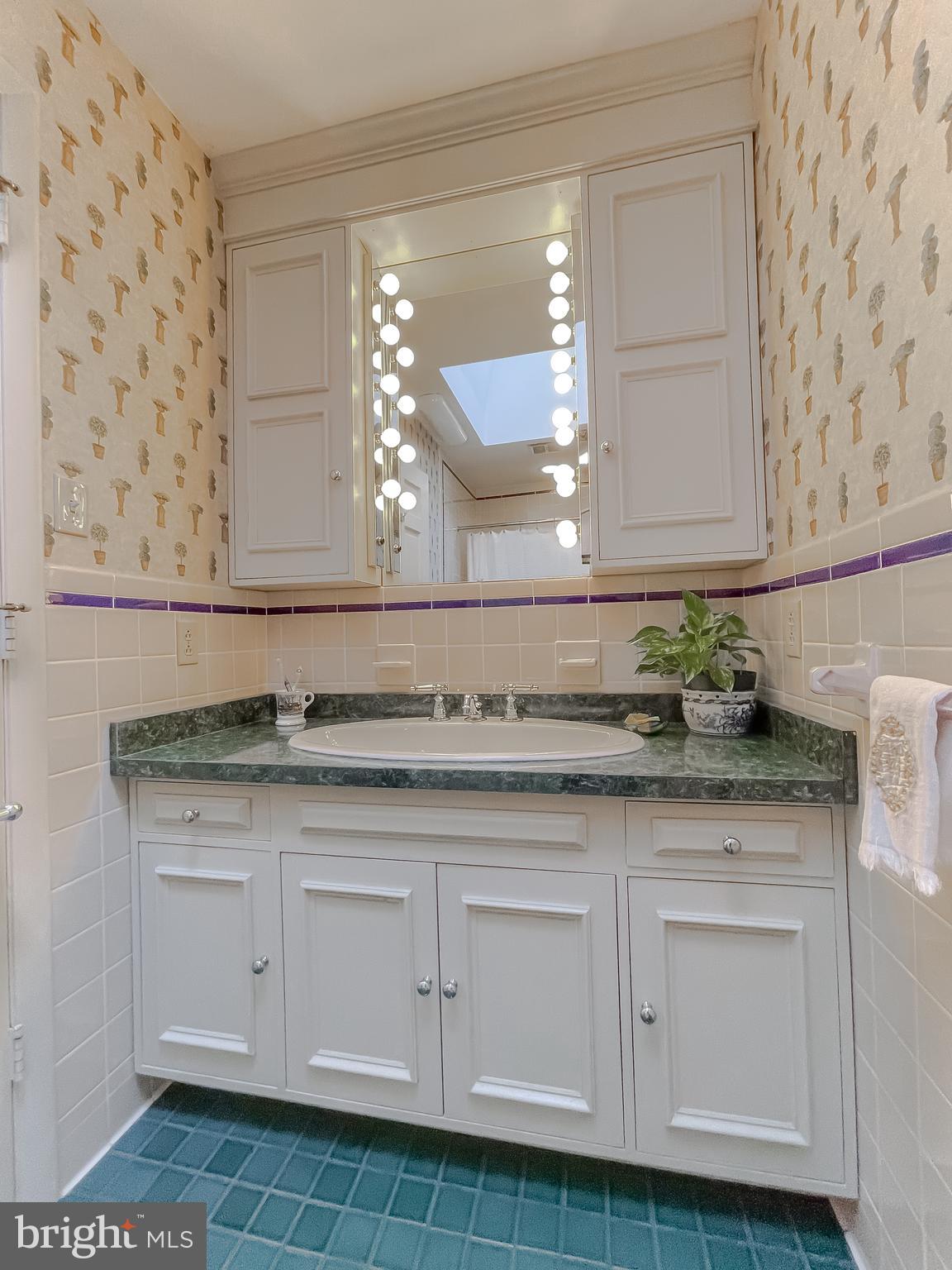 18061 Shipping Point Road Lexington Park, MD 20653 - Photo 34 of 73 Hall Bath