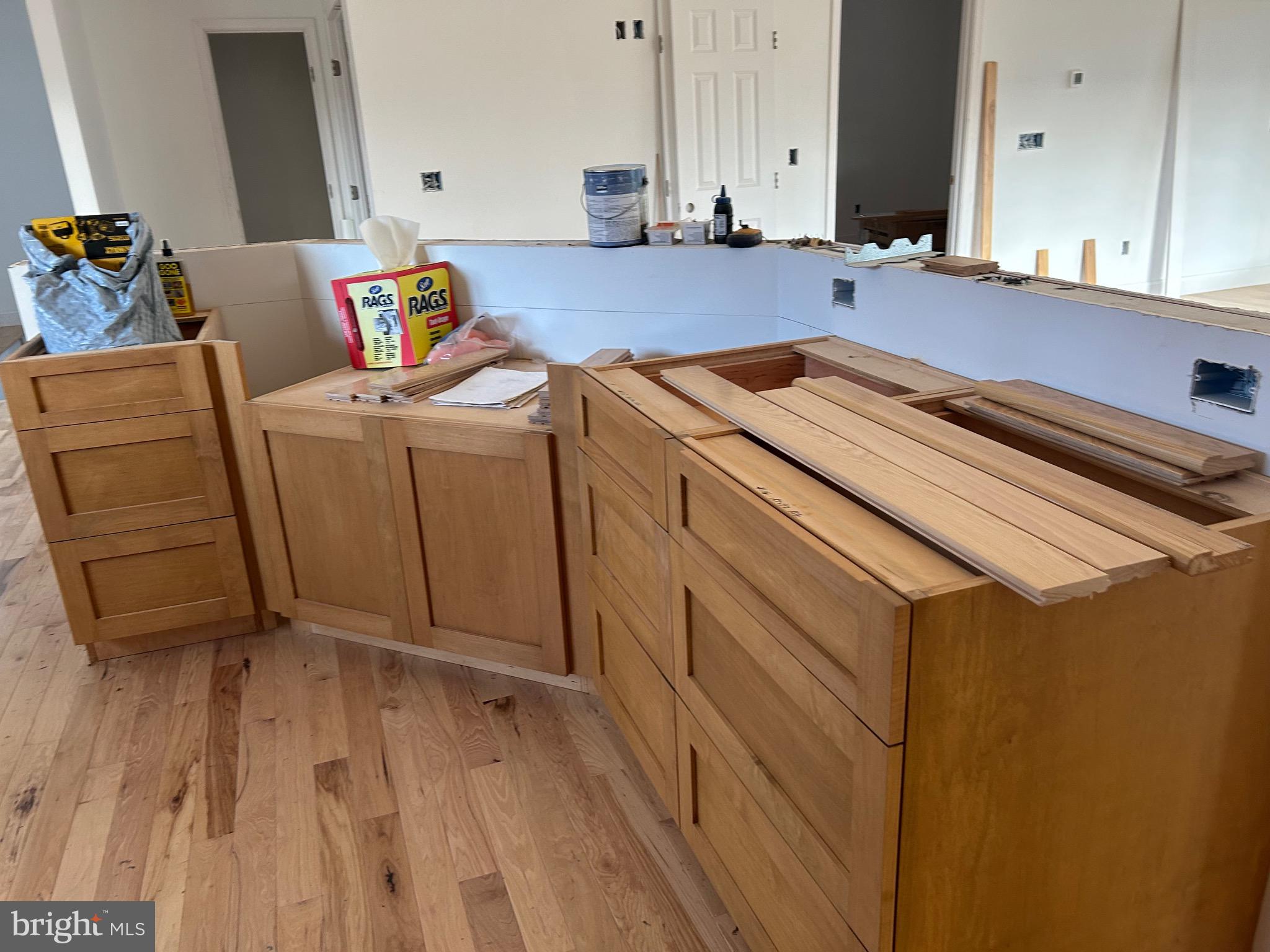 342 South Poes Road Amissville, VA 20106 - Photo 10 of 39 Kitchen Cabinets
