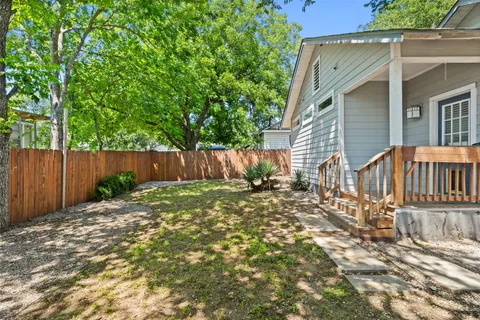 $610,000 | 3203 East 18th Street, Austin, TX 78721