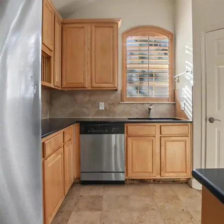 $2,250 | 4905 Canberra Lane, Arlington, TX 76017