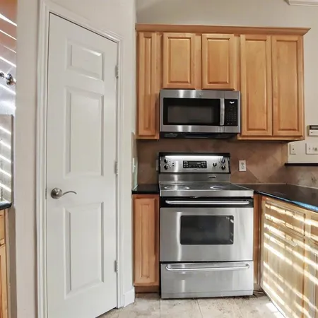 $2,250 | 4905 Canberra Lane, Arlington, TX 76017