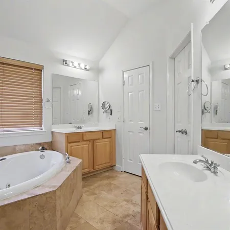 $2,250 | 4905 Canberra Lane, Arlington, TX 76017