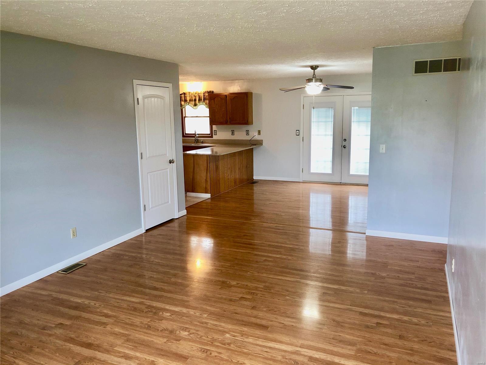 148 Walnut Ridge Drive Bethalto, IL 62010 - Photo 17 of 62 Gallery Image 17