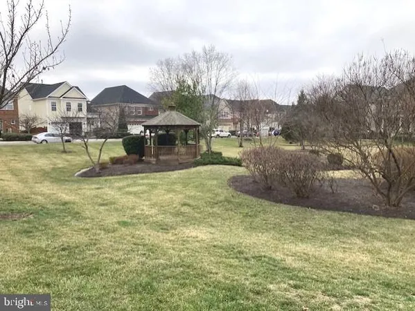 $3,795 | 43076 La Riva Drive, Ashburn, VA 20148