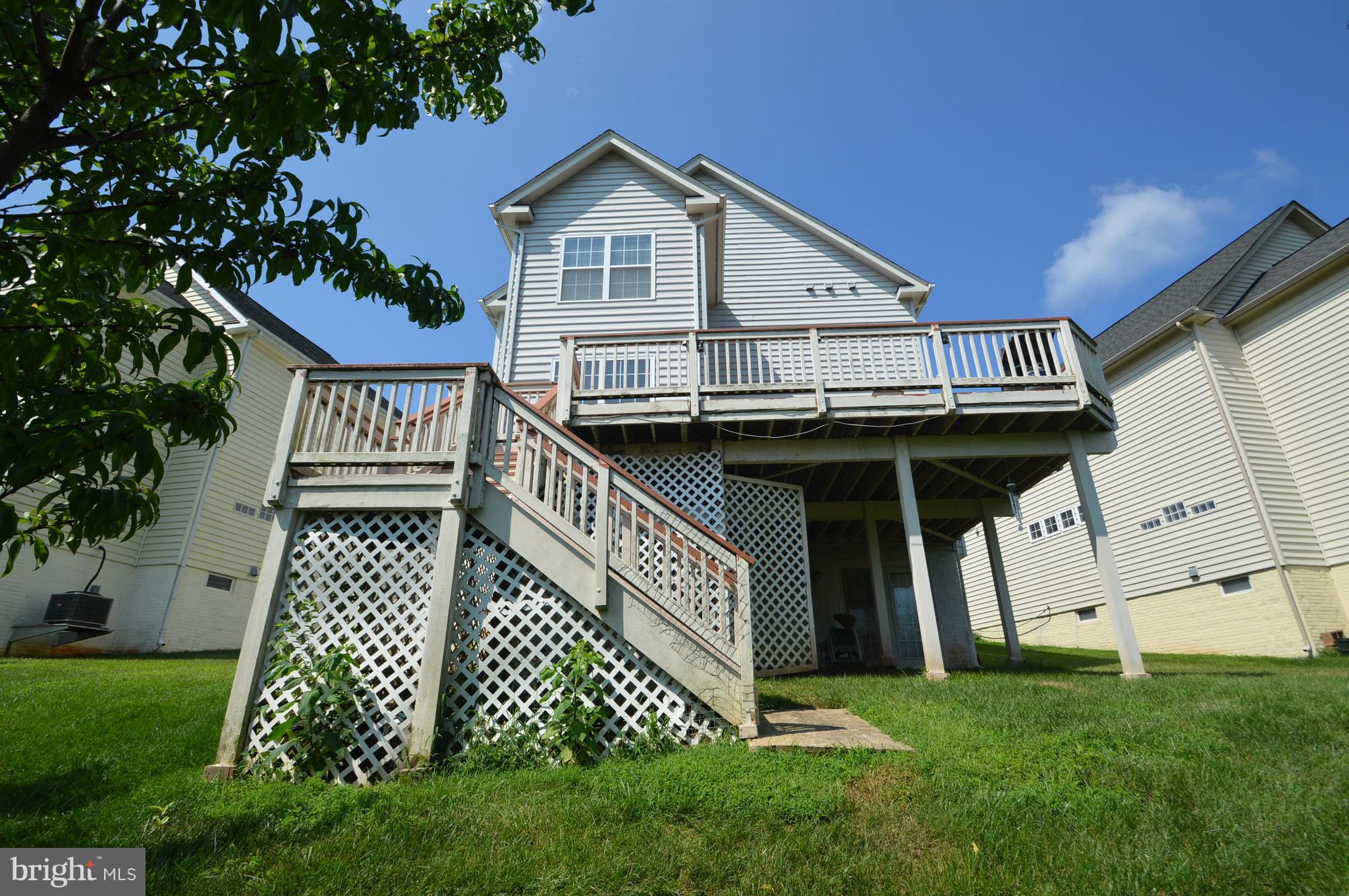 43076 La Riva Drive Ashburn, VA 20148 - Photo 2 of 19 Exterior (Rear)