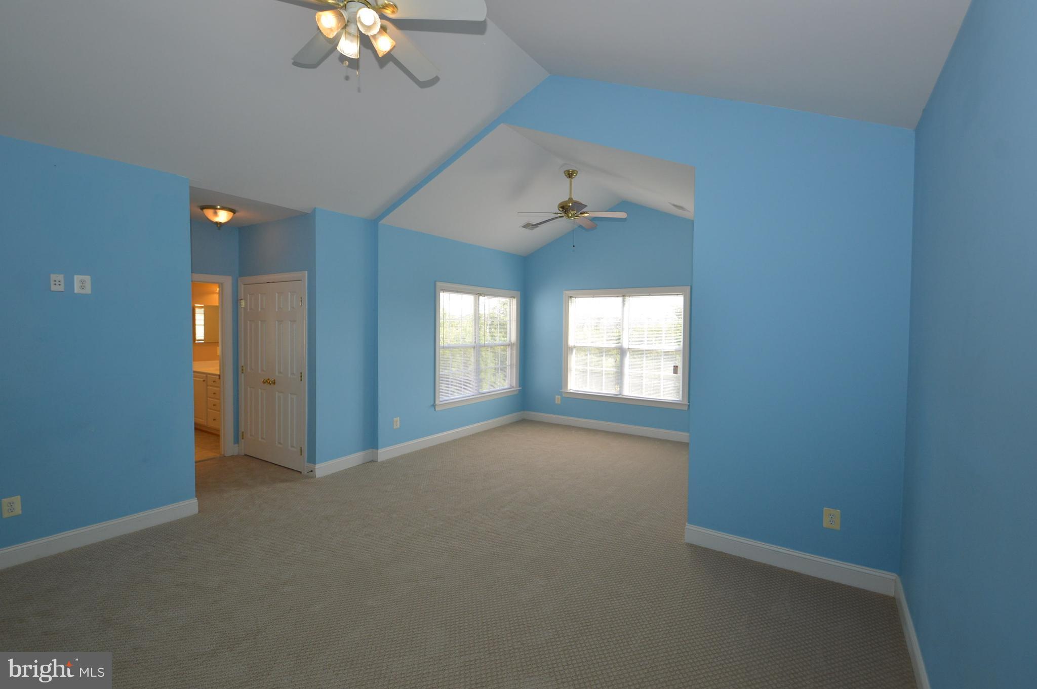 43076 La Riva Drive Ashburn, VA 20148 - Photo 3 of 19 Bedroom (Master)