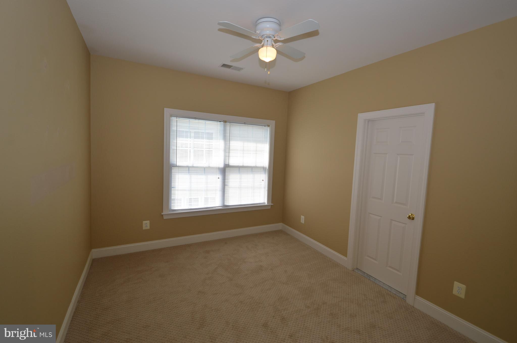 43076 La Riva Drive Ashburn, VA 20148 - Photo 8 of 19 Bedroom