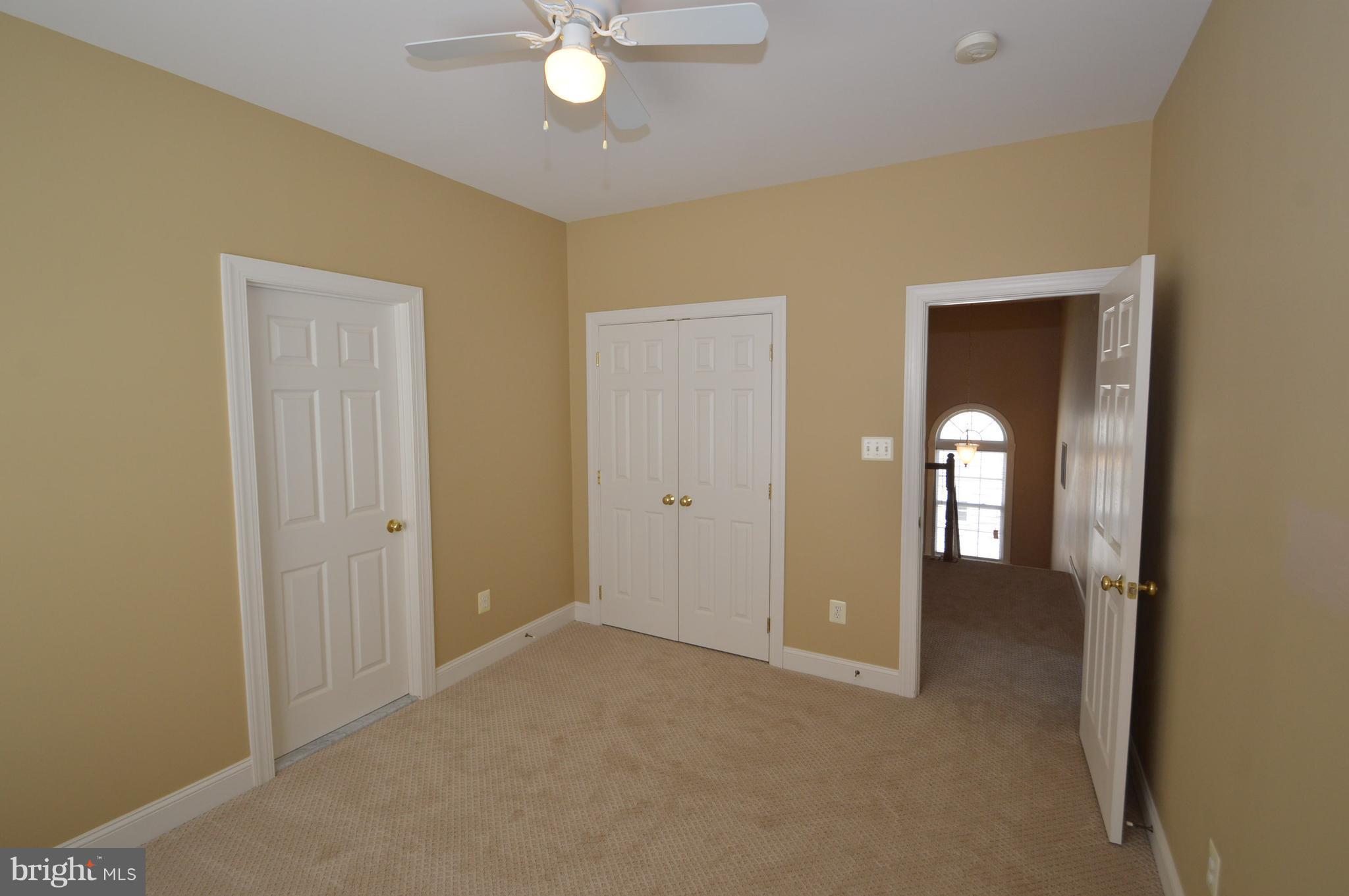 43076 La Riva Drive Ashburn, VA 20148 - Photo 9 of 19 Bedroom