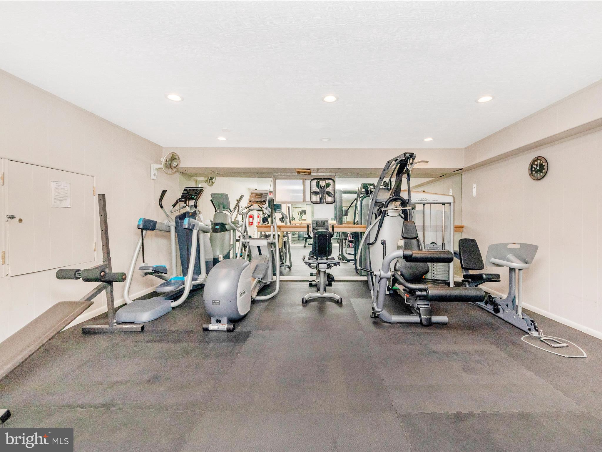 3900 Tunlaw Road Northwest, Unit 603 Washington, DC 20007 - Photo 39 of 61 Gym