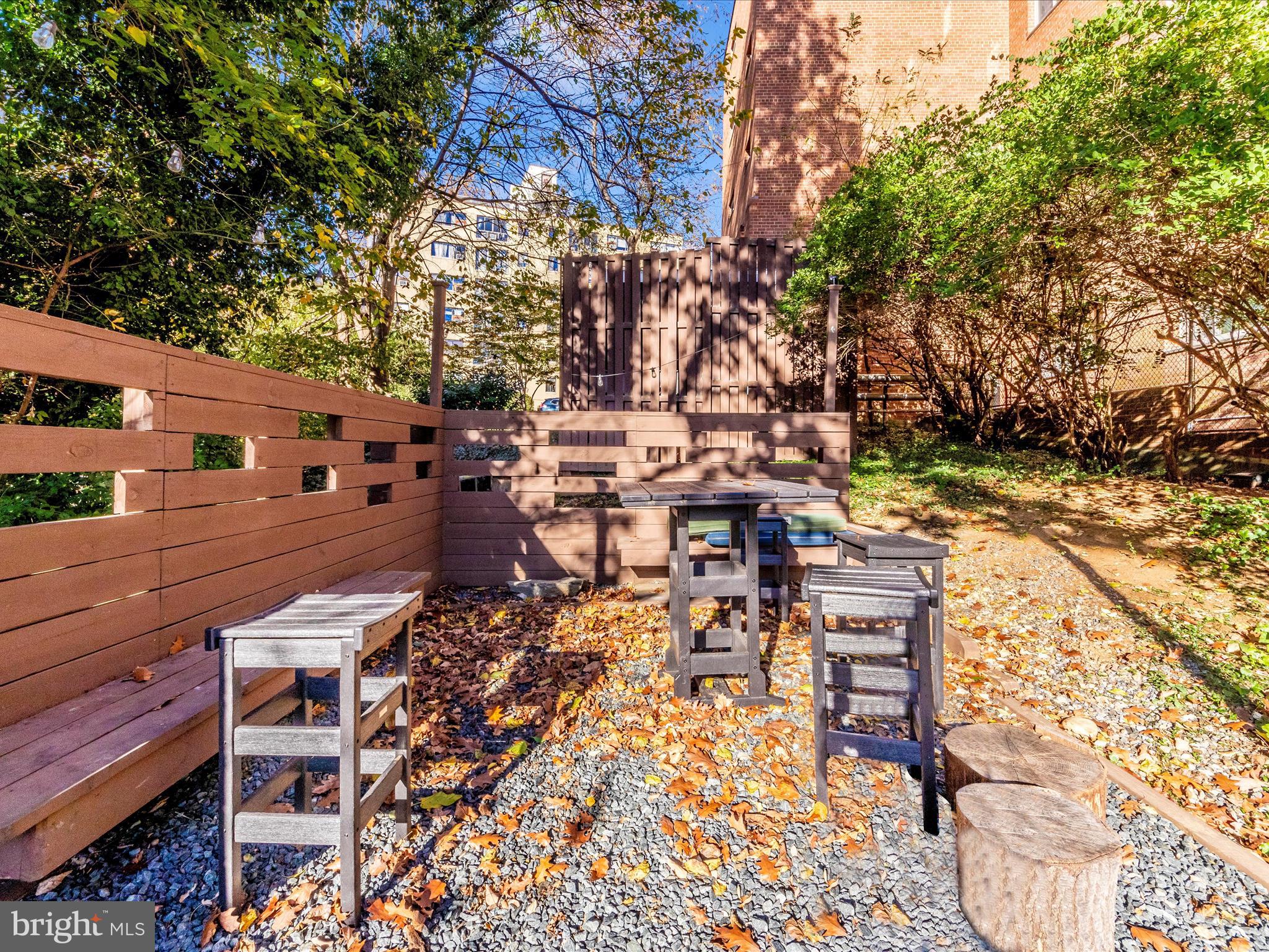 3900 Tunlaw Road Northwest, Unit 603 Washington, DC 20007 - Photo 54 of 61 Garden