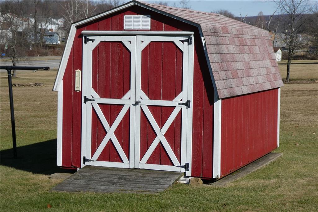 65 Rugh Road Blairsville, PA 15717 - Photo 3 of 15 Gallery Image 3