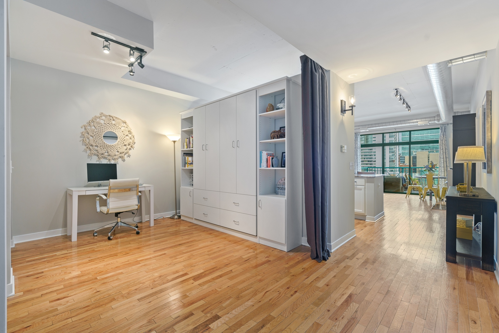 910 West Madison Street, Unit 807 Chicago, IL 60607 - Photo 12 of 17