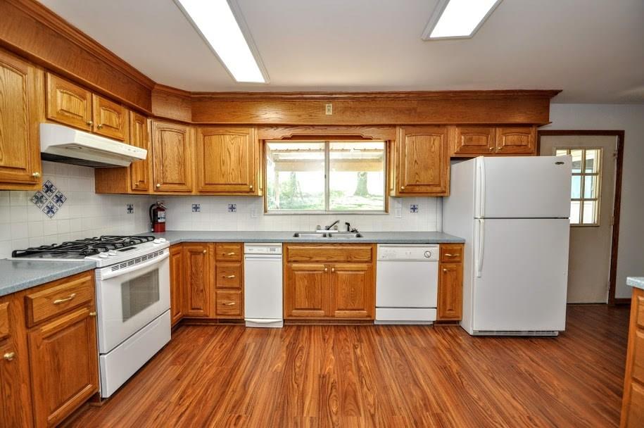 203 Boone Road Washington, PA 15301 - Photo 2 of 21