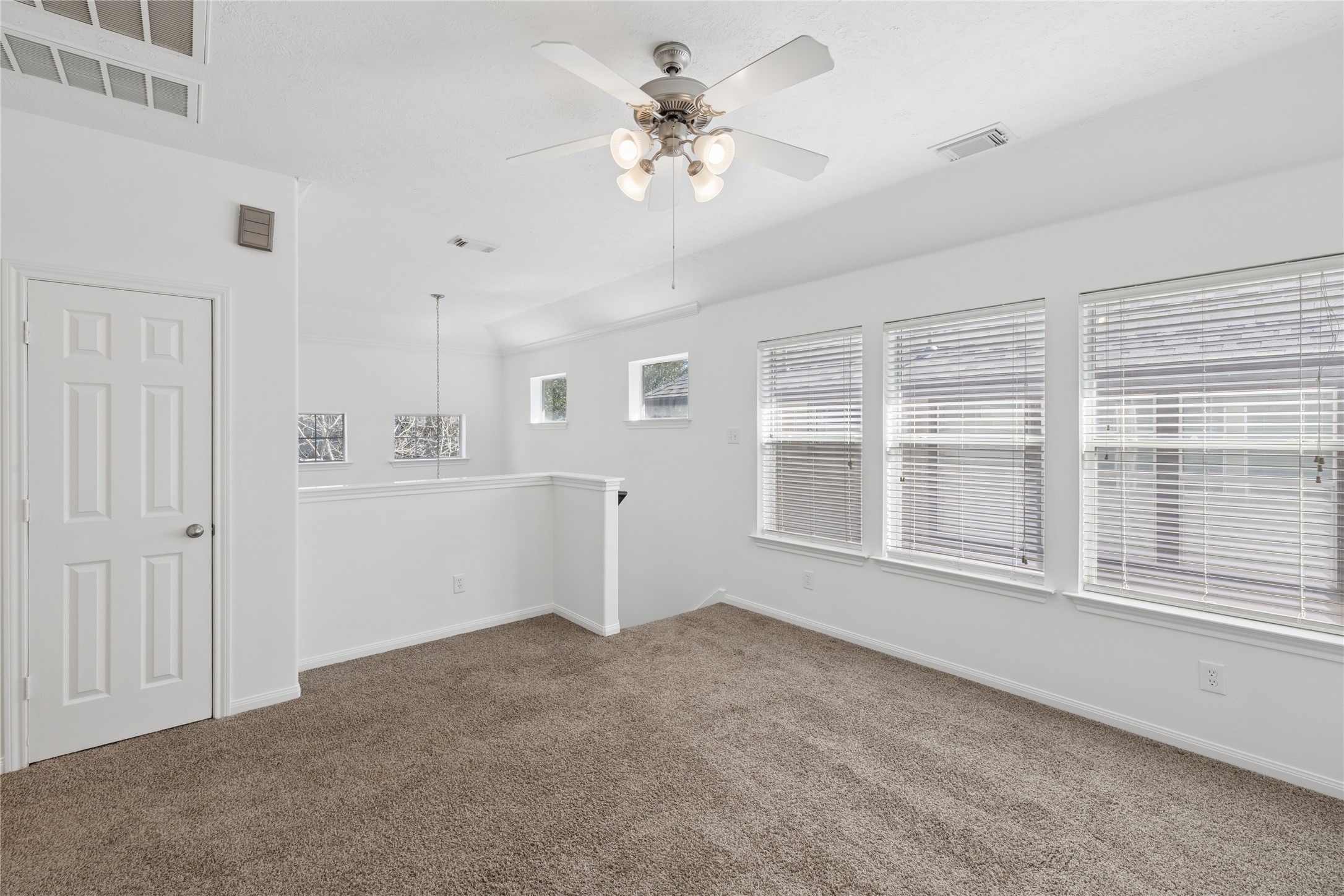 82 West Twinvale Loop Conroe, TX 77384 - Photo 29 of 34 Gameroom