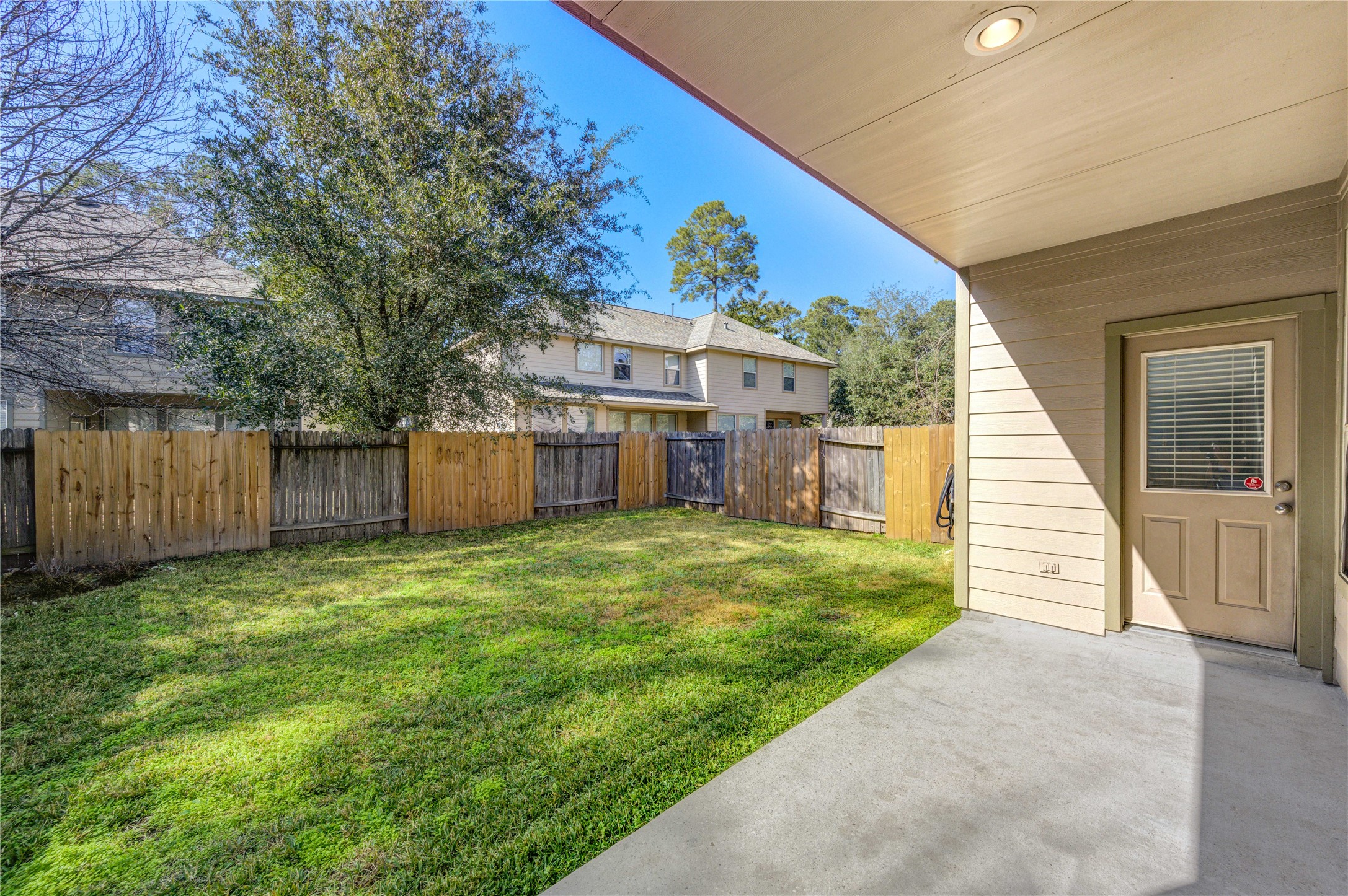 82 West Twinvale Loop Conroe, TX 77384 - Photo 31 of 34