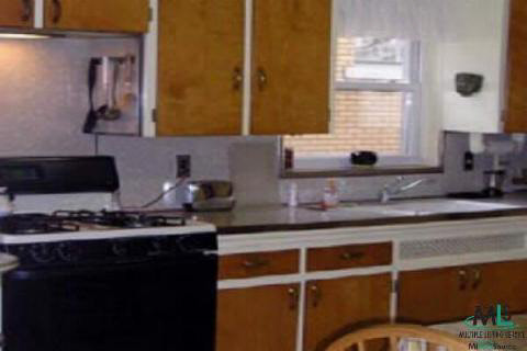 1436 Harvard Road Grosse Pointe, MI 48230 - Photo 4 of 6 729654-3.JPG