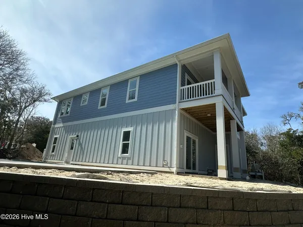 $1,374,900 | 122 Arthur Drive, Emerald Isle, NC 28594