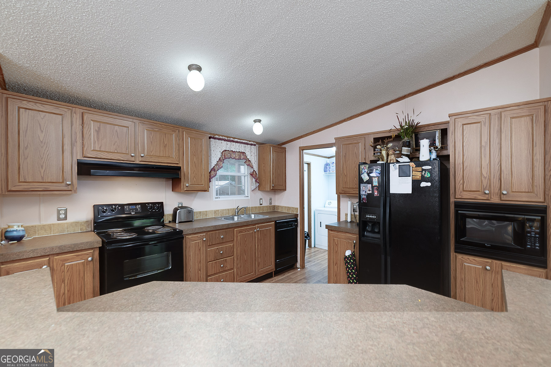 450 Lakeshore Drive Jackson, GA 30233 - Photo 14 of 33