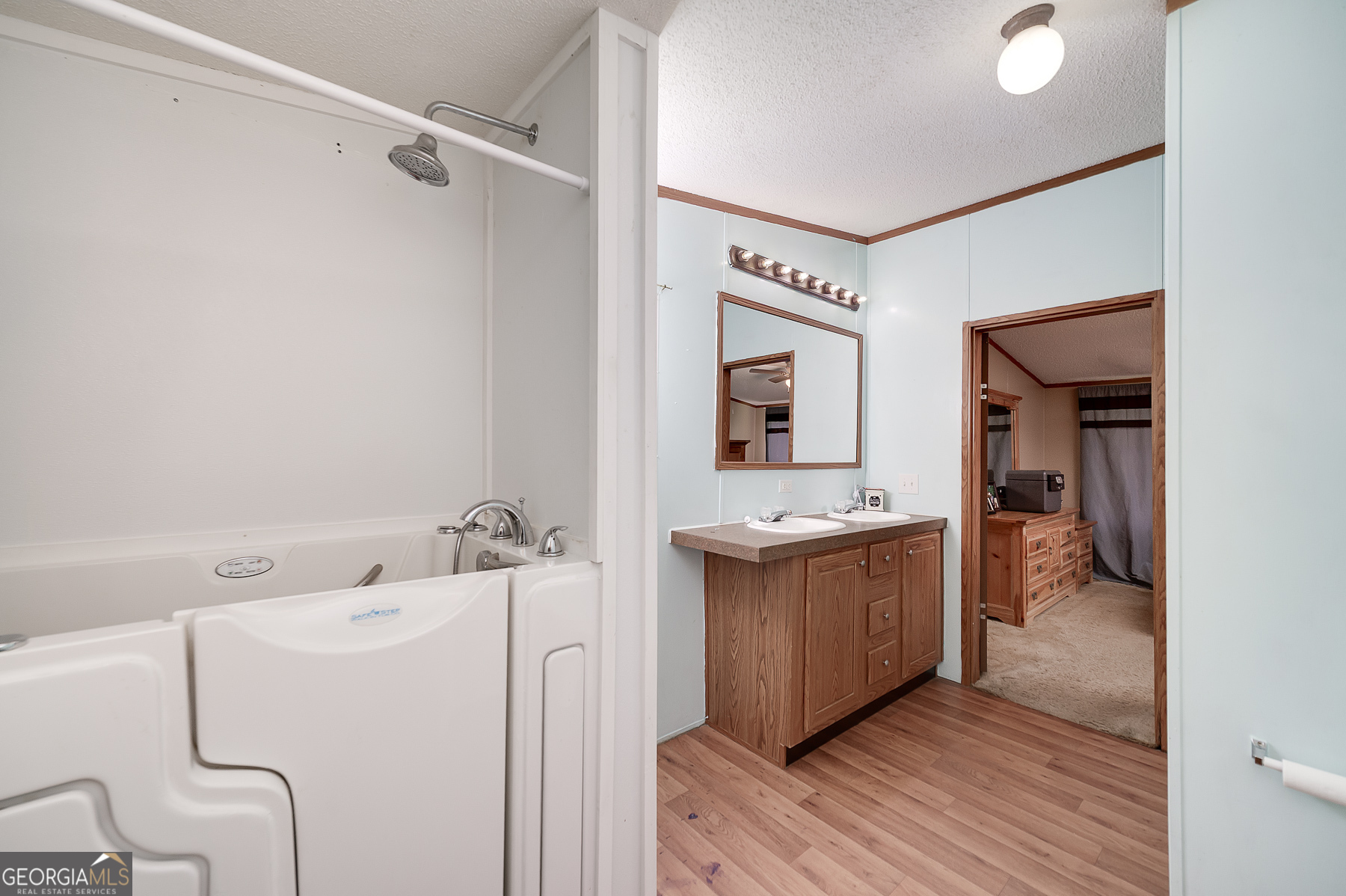 450 Lakeshore Drive Jackson, GA 30233 - Photo 23 of 33