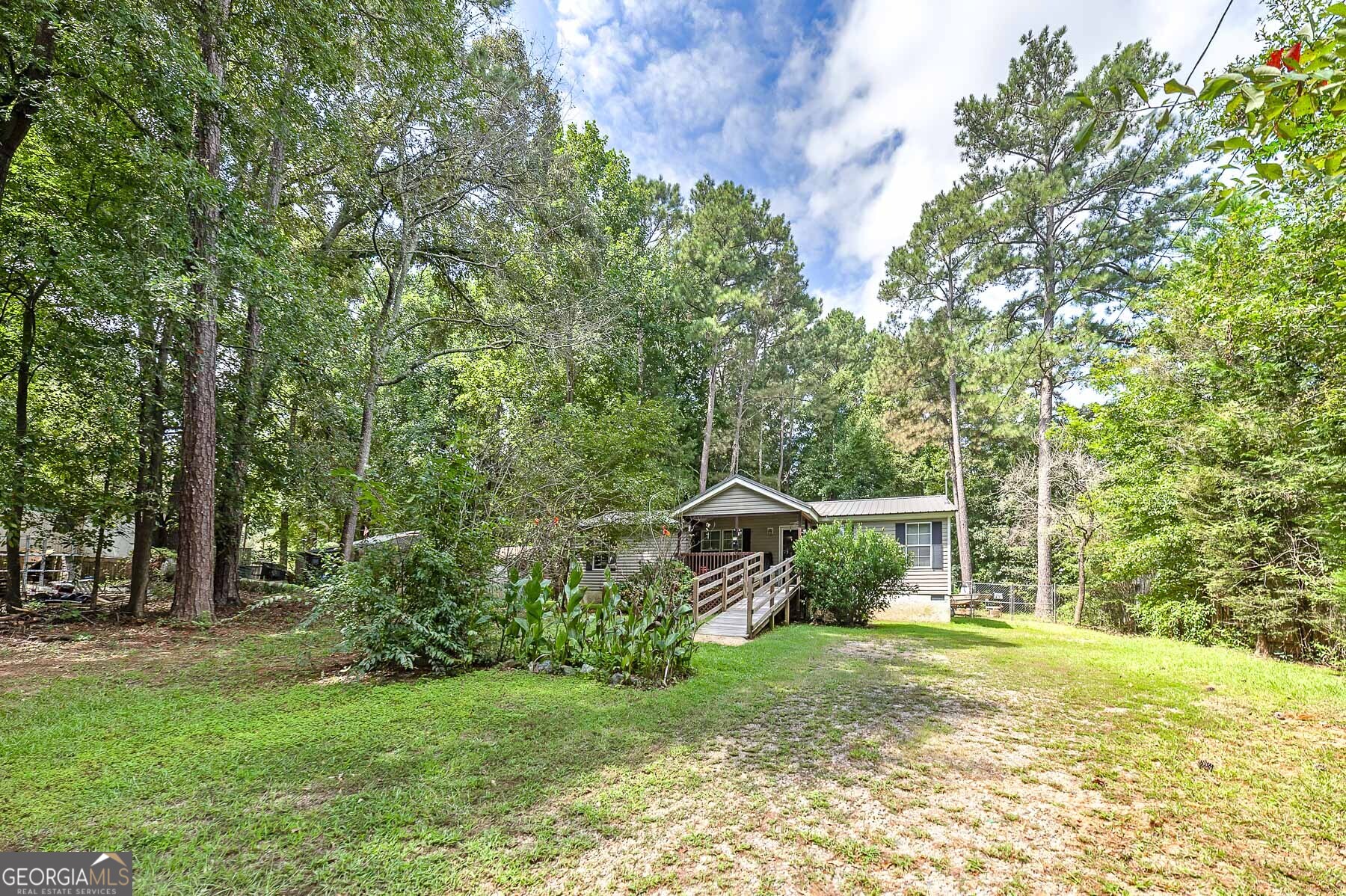 450 Lakeshore Drive Jackson, GA 30233 - Photo 7 of 33