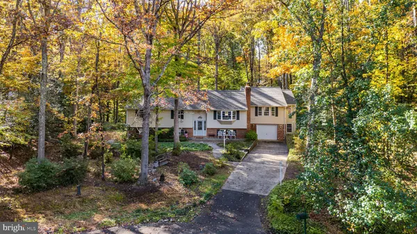 a house view with a outdoor space