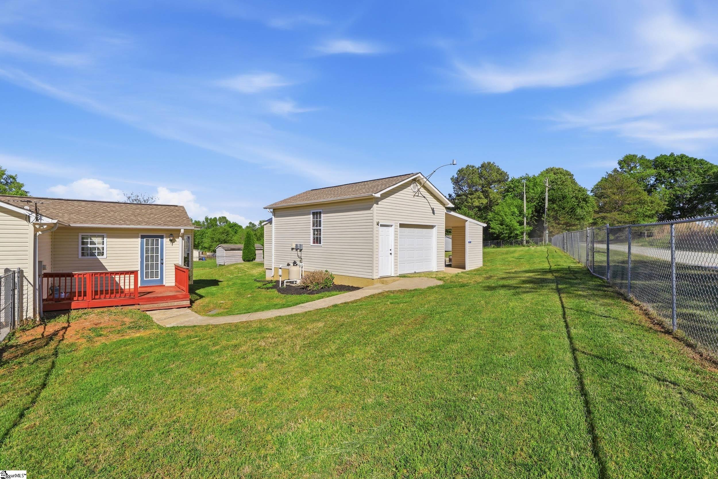 290 Dickson Road Campobello, SC 29322 - Photo 18 of 28