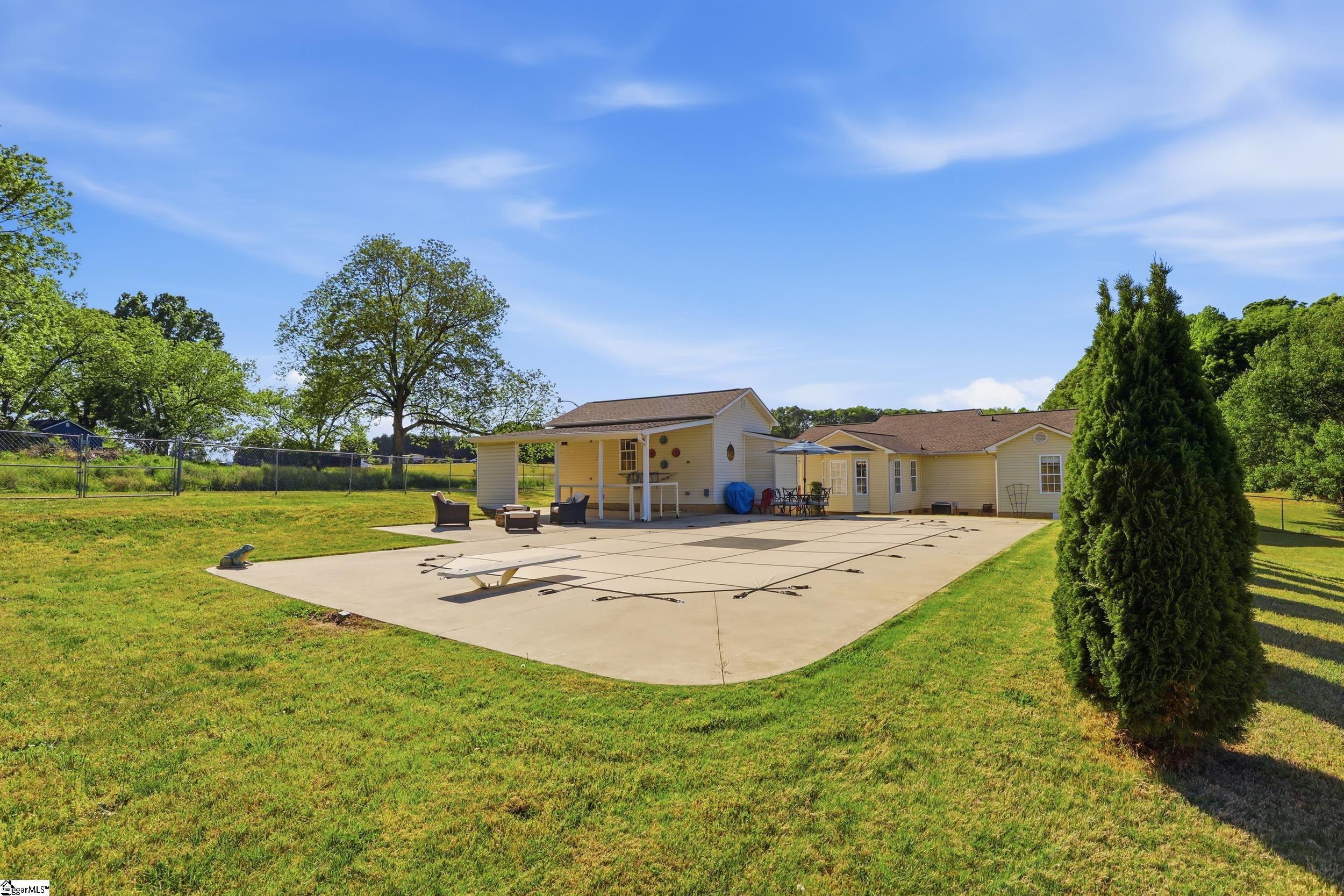 290 Dickson Road Campobello, SC 29322 - Photo 19 of 28