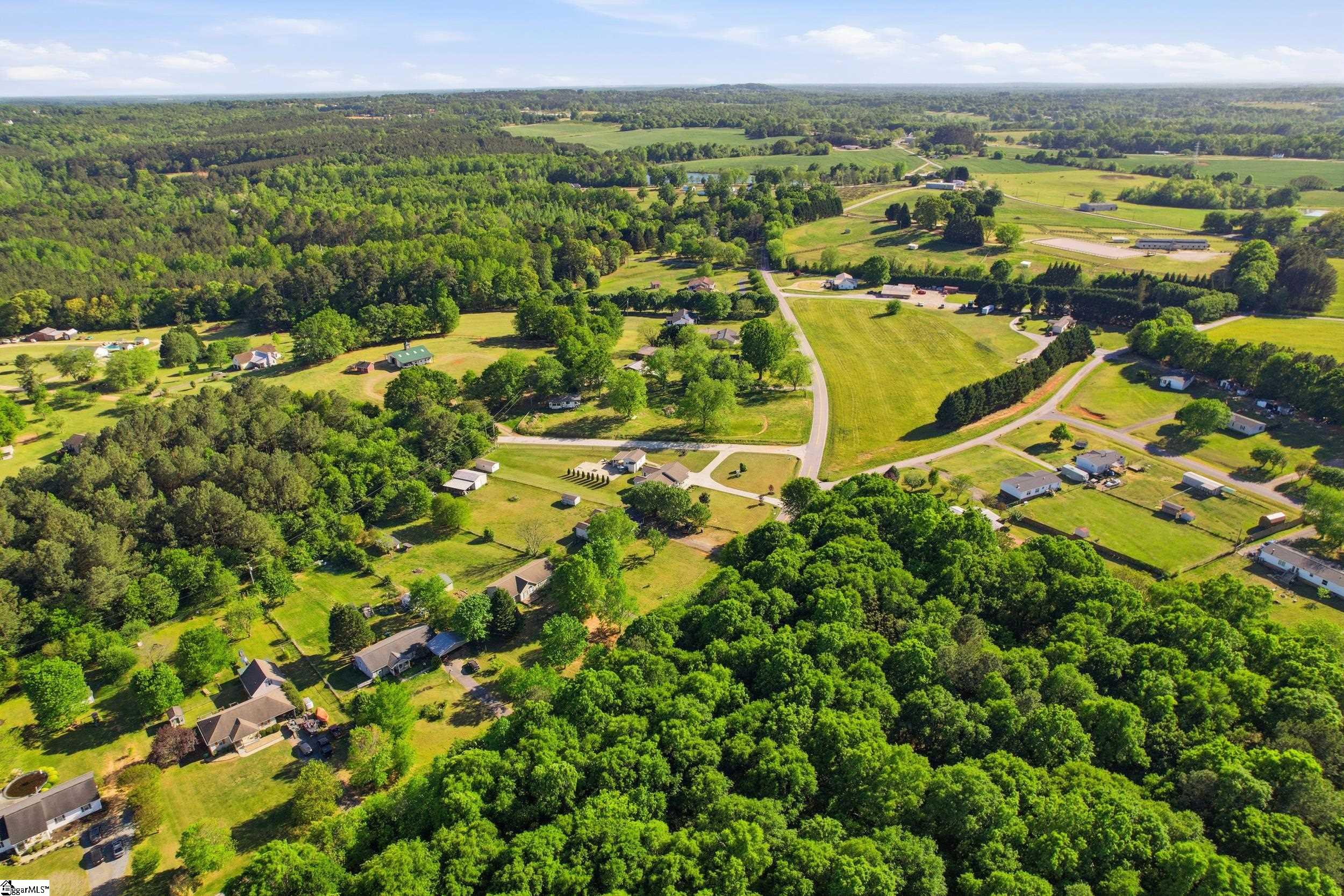 290 Dickson Road Campobello, SC 29322 - Photo 25 of 28