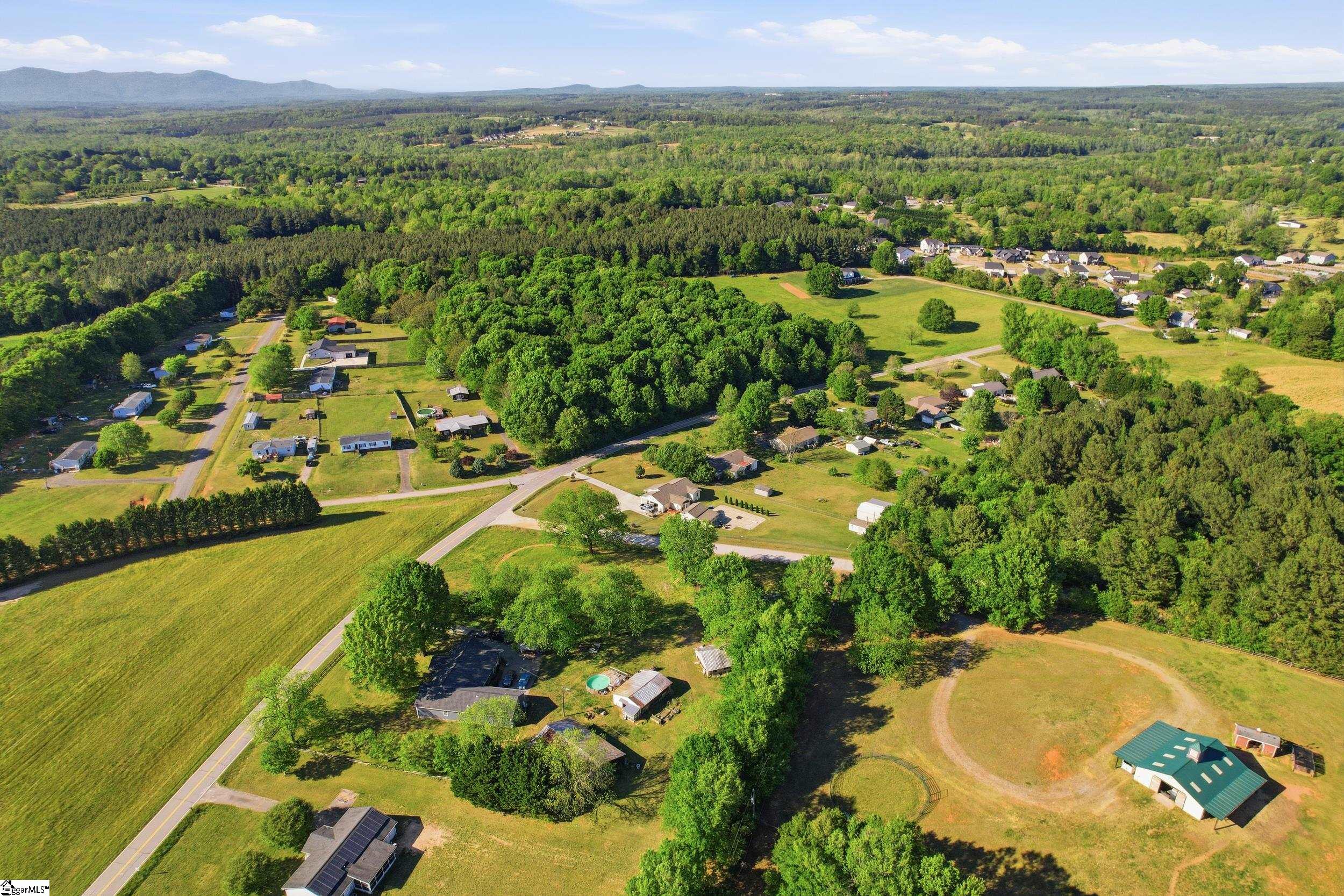 290 Dickson Road Campobello, SC 29322 - Photo 27 of 28
