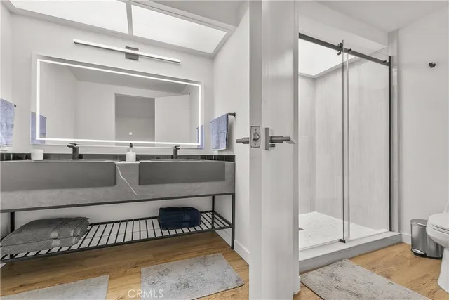 $1,450,000 | 4745 La Villa Marina, Unit J, Marina del Rey, CA 90292