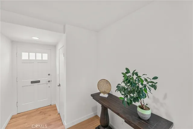 $1,450,000 | 4745 La Villa Marina, Unit J, Marina del Rey, CA 90292