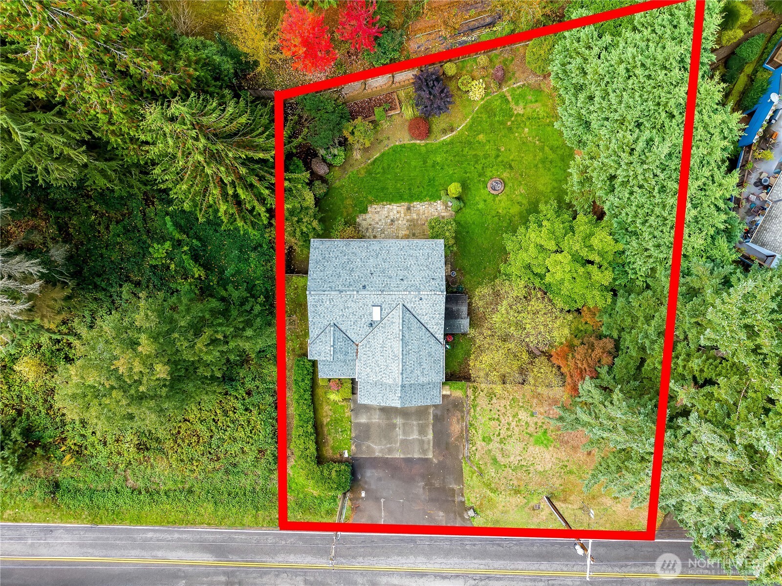 15606 Cascadian Way Bothell, WA 98012 - Photo 33 of 36 an aerial view of a house