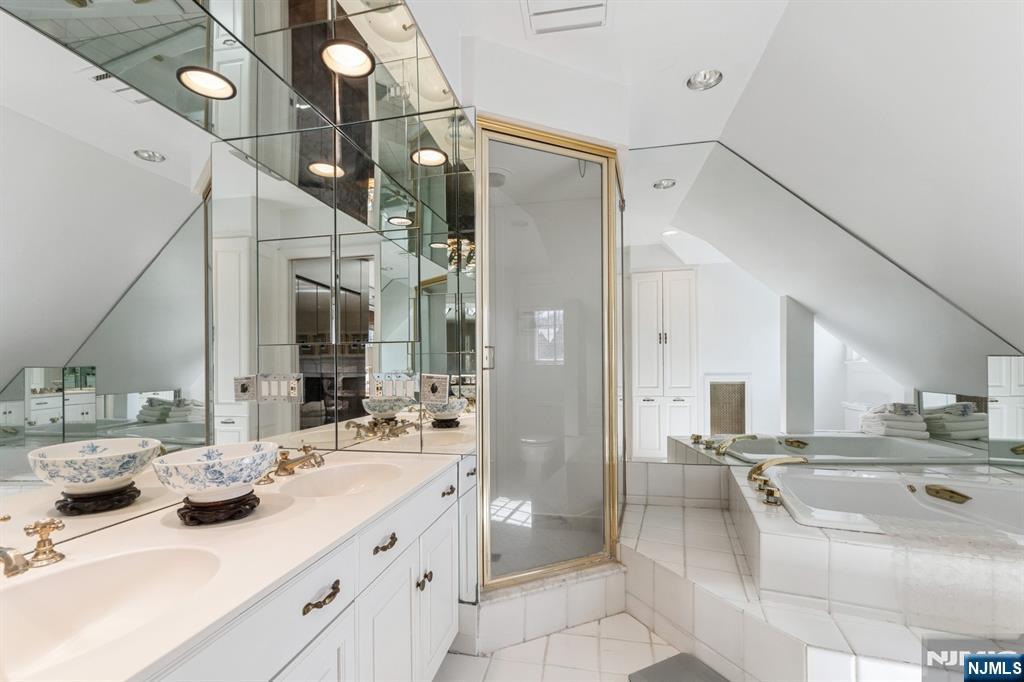 5 Beechtree Lane Essex Fells, NJ 07021 - Photo 23 of 45