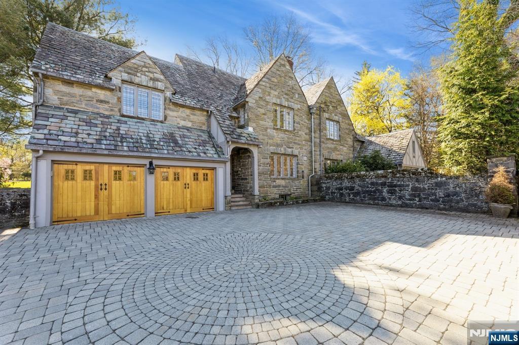 5 Beechtree Lane Essex Fells, NJ 07021 - Photo 38 of 45