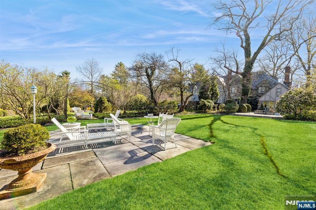 5 Beechtree Lane Essex Fells, NJ 07021 - Photo 40 of 45