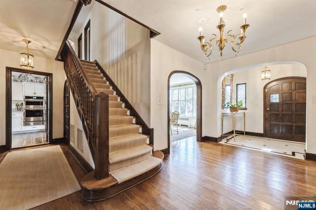 5 Beechtree Lane Essex Fells, NJ 07021 - Photo 6 of 45