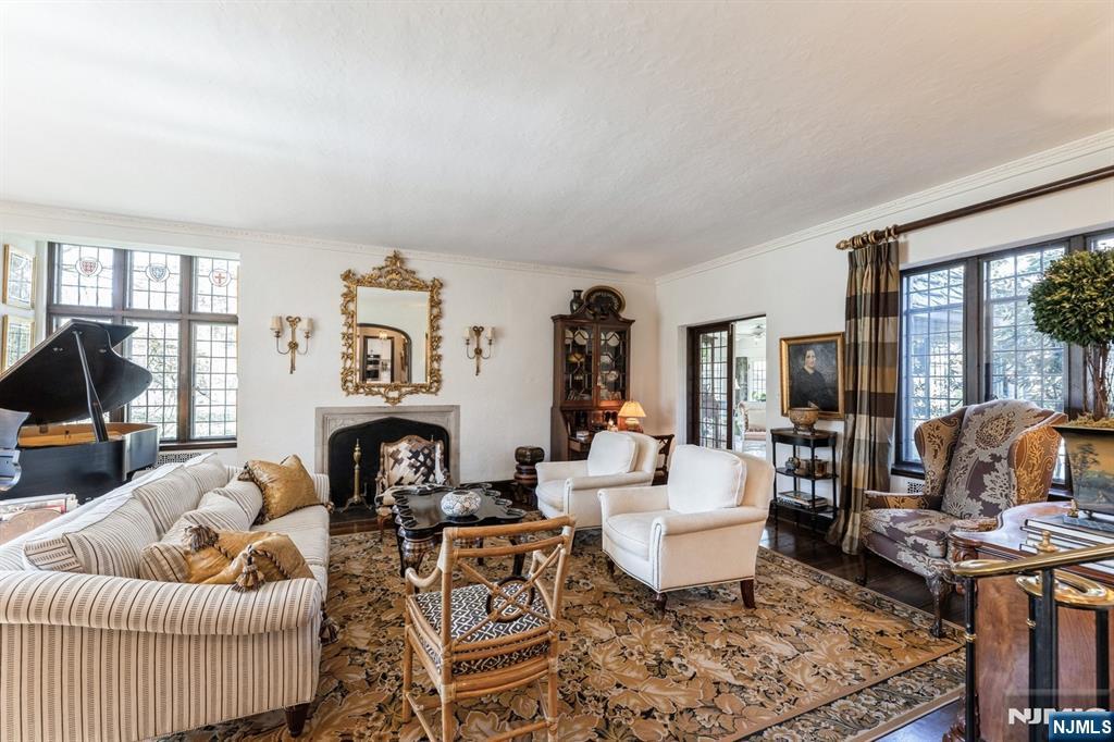 5 Beechtree Lane Essex Fells, NJ 07021 - Photo 7 of 45