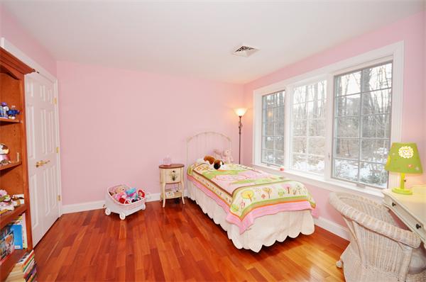 14 Whitney Road Harvard, MA 01451 - Photo 21 of 30