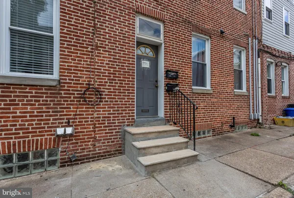 $1,700 | 3018 O Donnell Street, Unit 2R, Baltimore, MD 21224