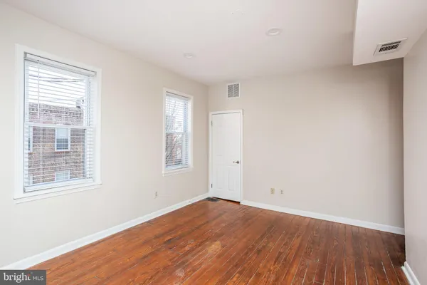 $1,700 | 3018 O Donnell Street, Unit 2R, Baltimore, MD 21224