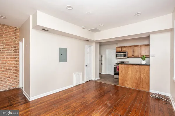 $1,700 | 3018 O Donnell Street, Unit 2R, Baltimore, MD 21224