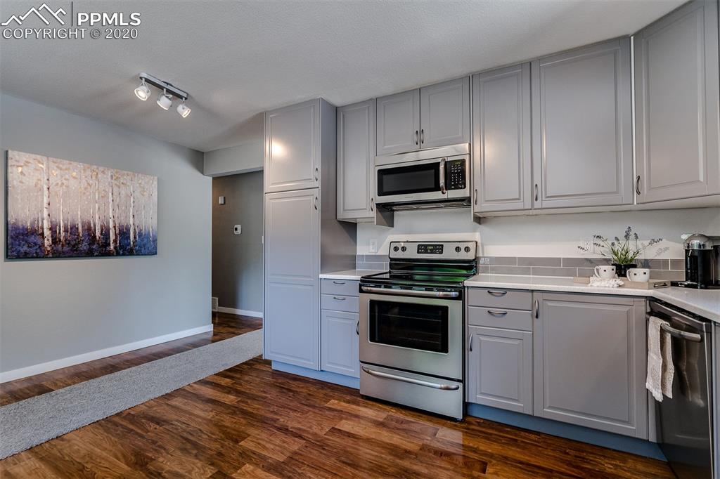 1014 Alexander Road Colorado Springs, CO 80909 - Photo 14 of 44