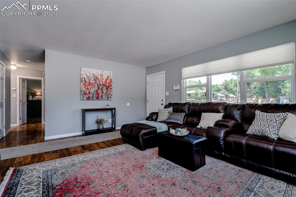 1014 Alexander Road Colorado Springs, CO 80909 - Photo 7 of 44